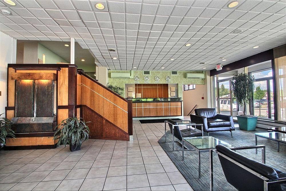 Best Western Plus Milwaukee West Restoran foto