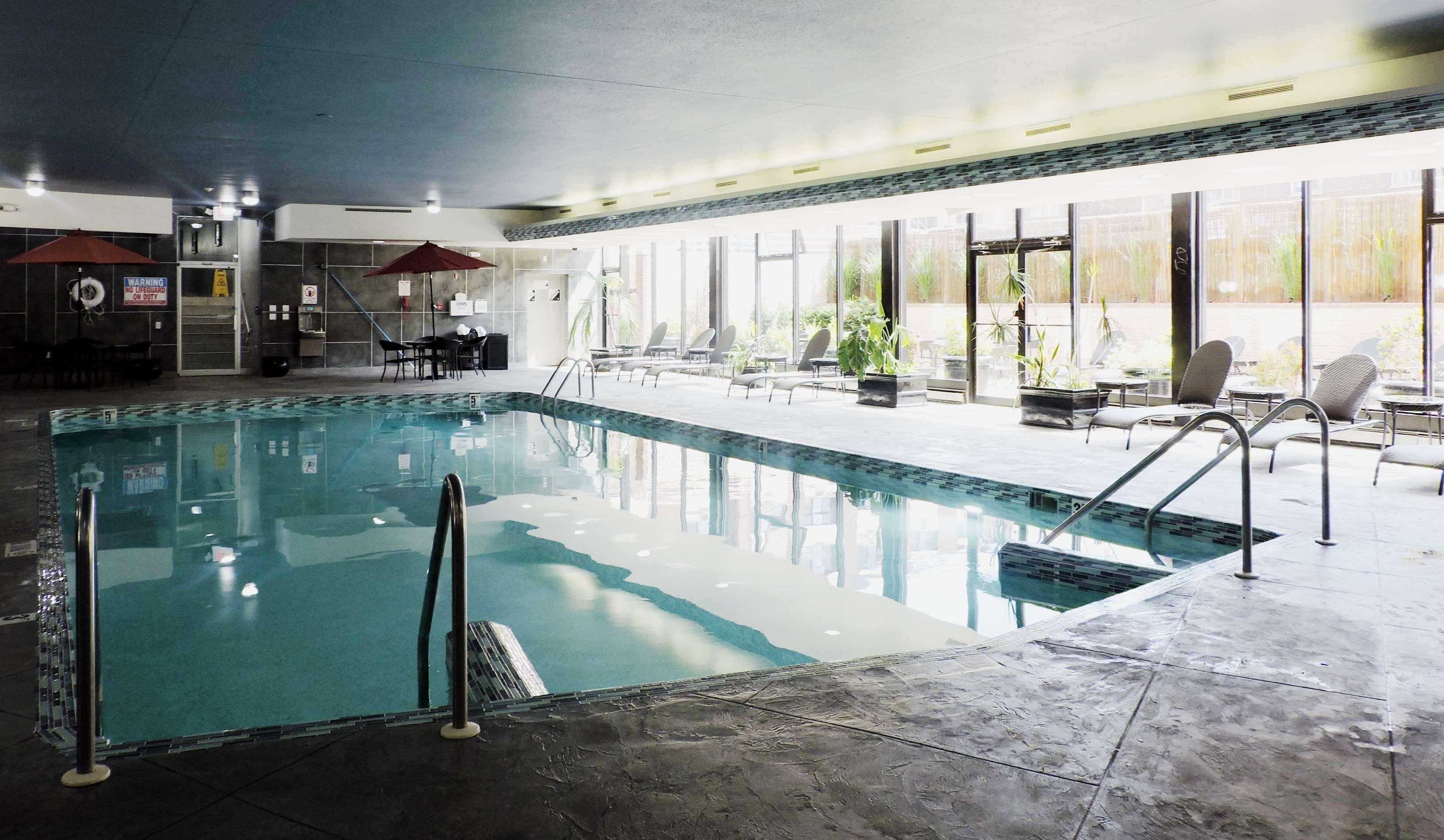 Best Western Plus Milwaukee West Bagian luar foto