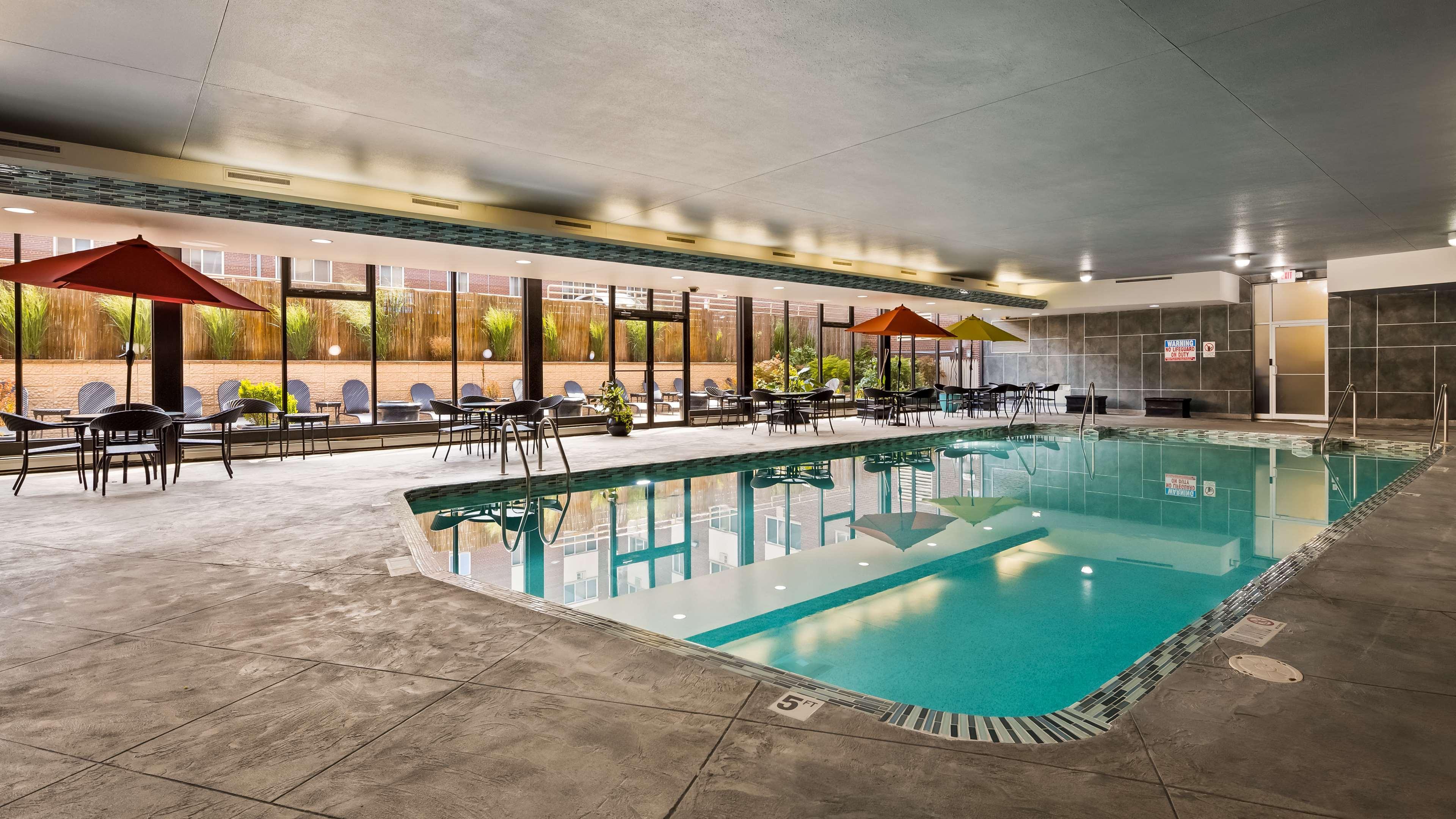 Best Western Plus Milwaukee West Bagian luar foto