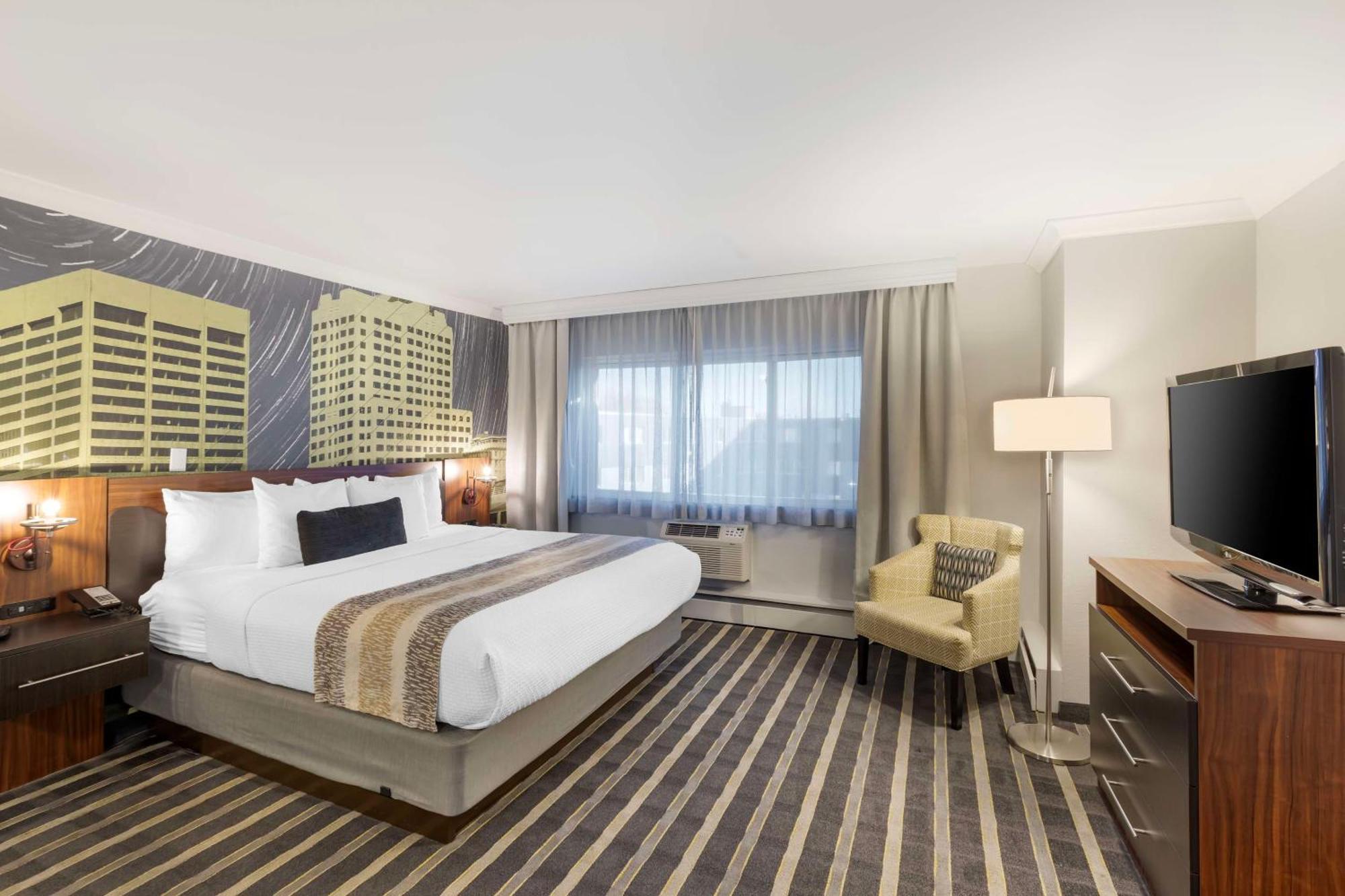 Best Western Plus Milwaukee West Bagian luar foto